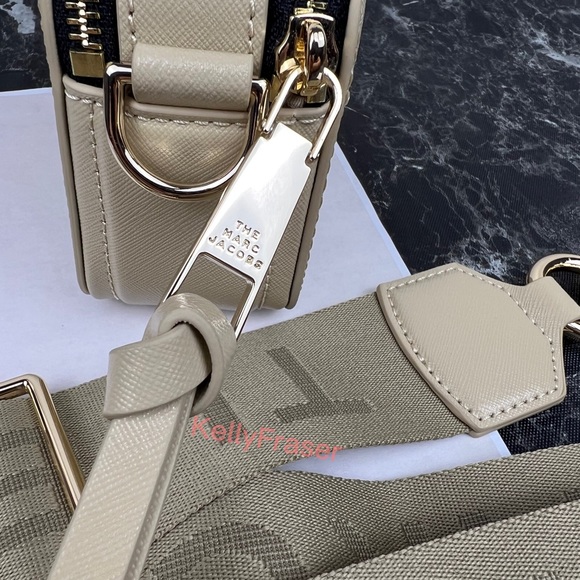 NWOT MARC JACOBS the snapshot shoulder bag - Picture 10 of 11